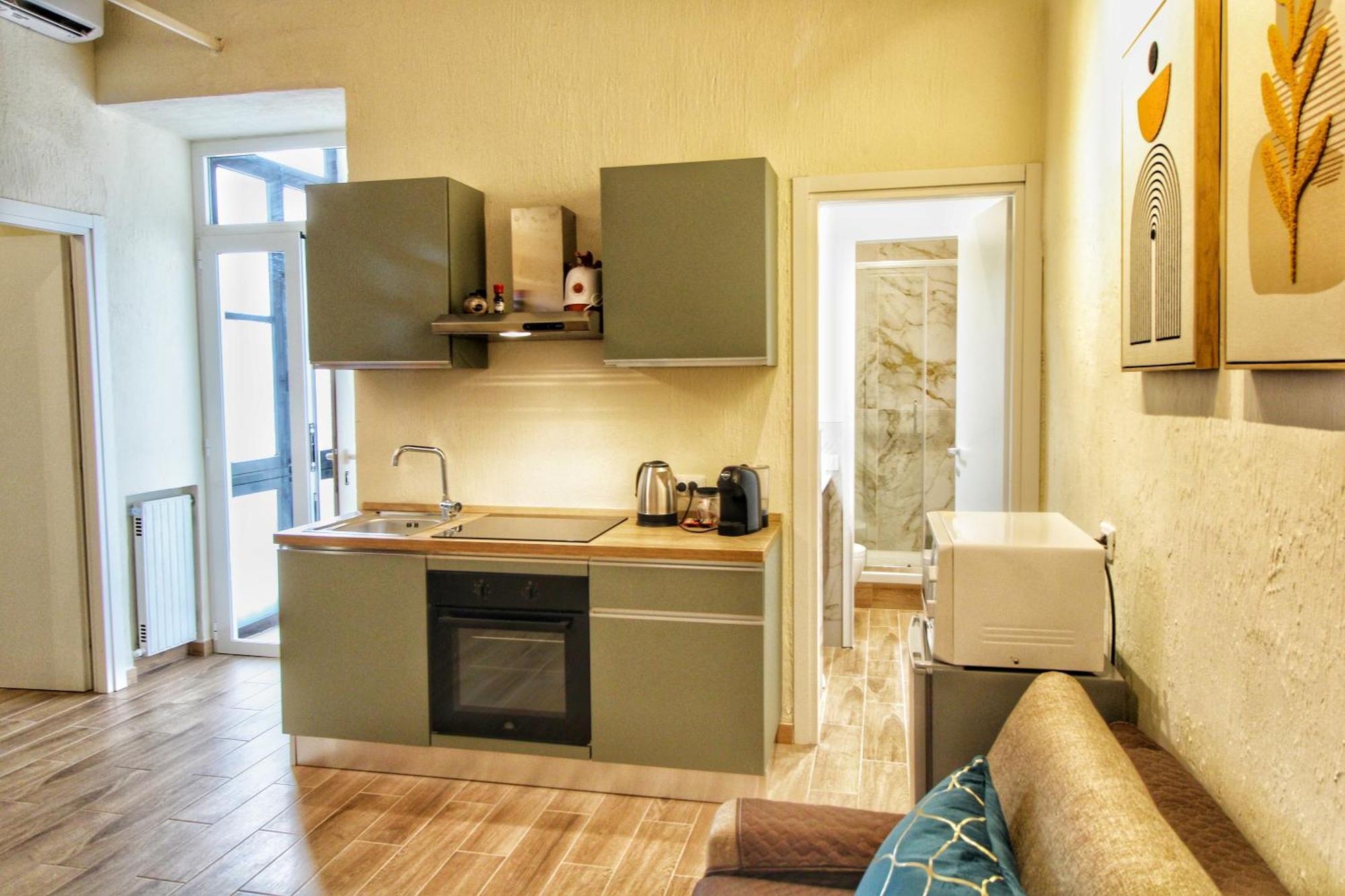 Lovely 2 Bedroom Apartment By Yourhost Рим Екстериор снимка